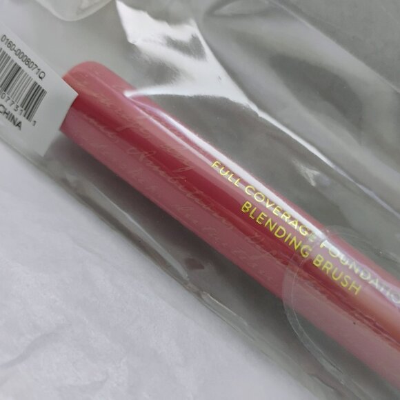 Laura Geller Full Coverage Foundation Blending Brush- NWT - Picture 3 of 4